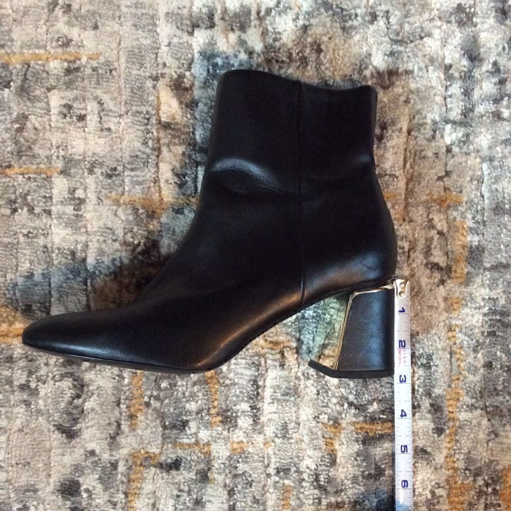 Zara Basic Block Heel Side Zip Bootie! - Picture 10 of 10